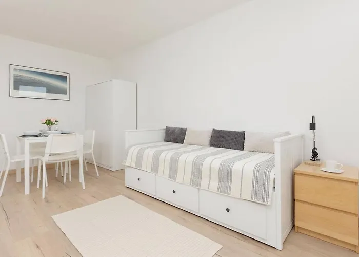 Konukevi Halby Walicow 20 *